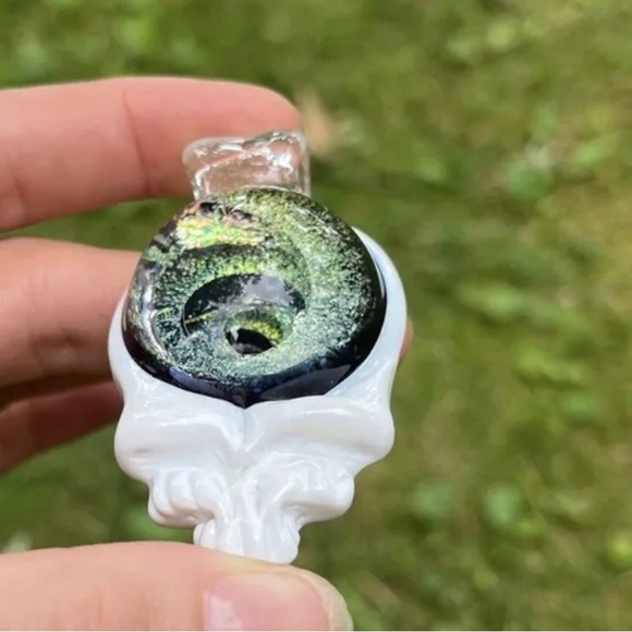 Infinity marble stealie! Hand blown glass pendant - Picture 2 of 2